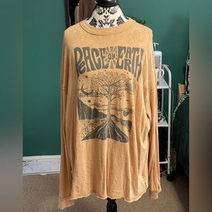 American Eagle oversized long sleeve tee